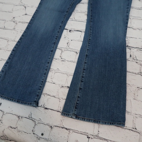 Levi's Signature Modern Bootcut 32x29 Dark Wash Mid Rise - Picture 3 of 15